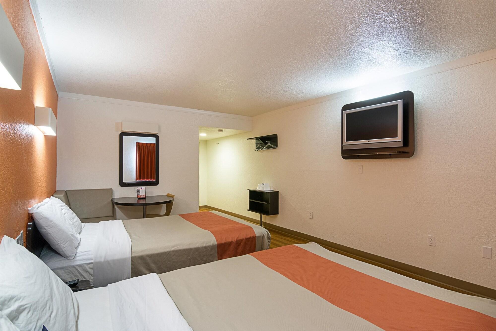 Motel 6-Tampa, Fl - Fairgrounds Heartland Exterior foto