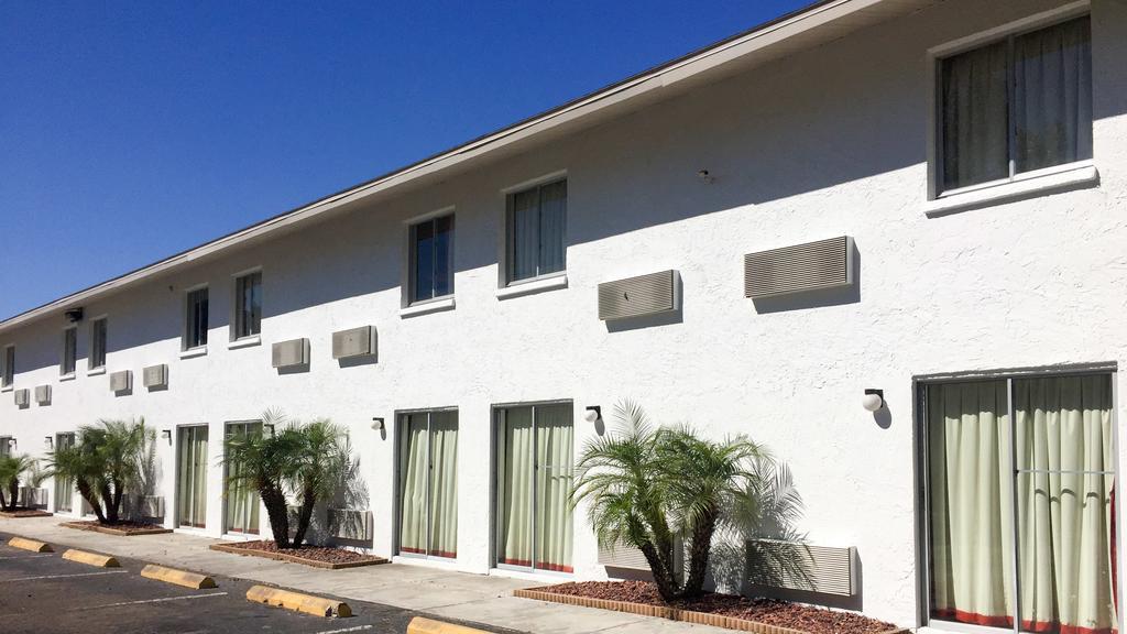 Motel 6-Tampa, Fl - Fairgrounds Heartland Exterior foto